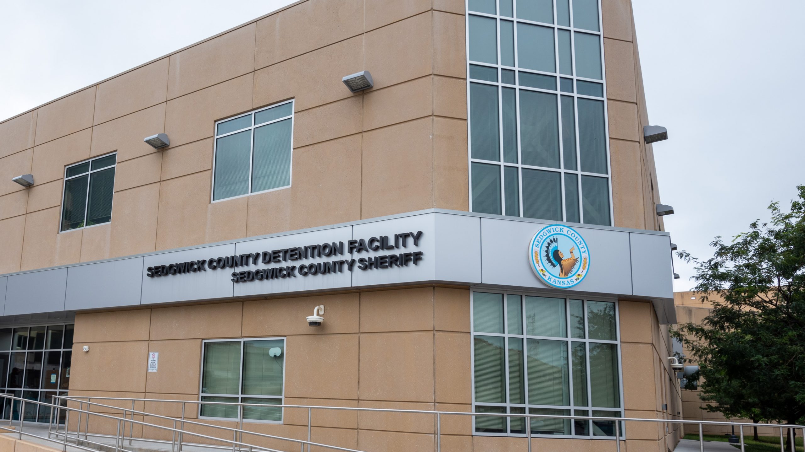 At the Sedgwick County jail, COVID cases were on the rise in August. (Alex Unruh/The Beacon))
