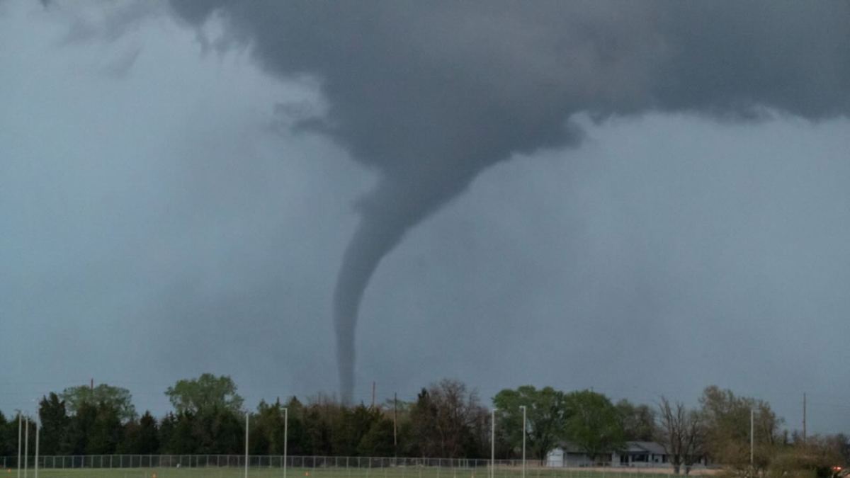 tornado que azotó los condados de Sedgwick y Butler el 29 de abril
