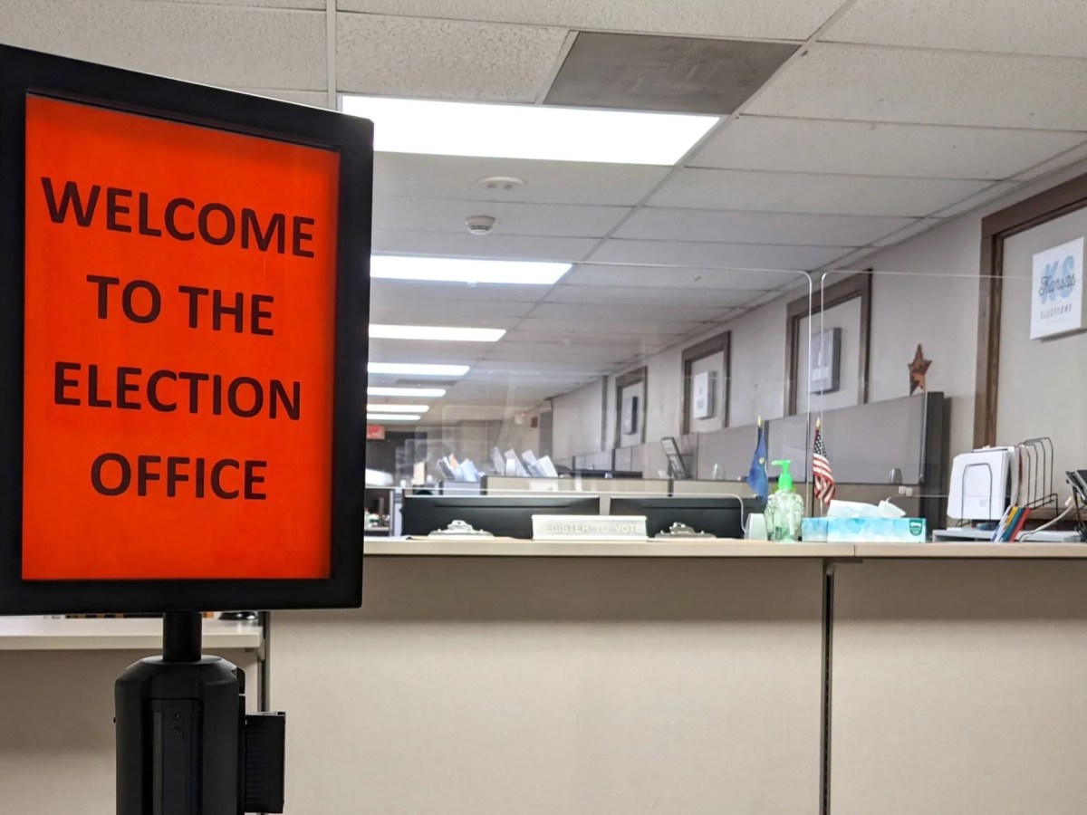 La oficina para votar en Kansas.