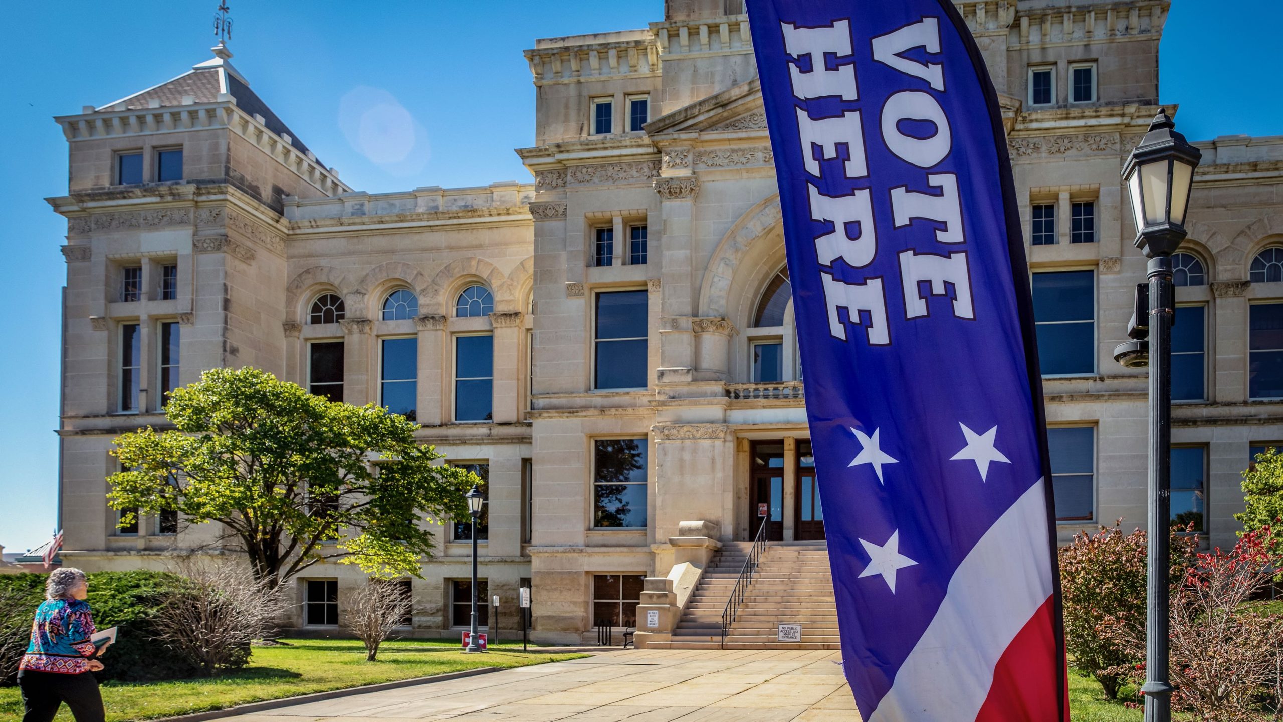 The early voting office in Kansas, where you can register to vote