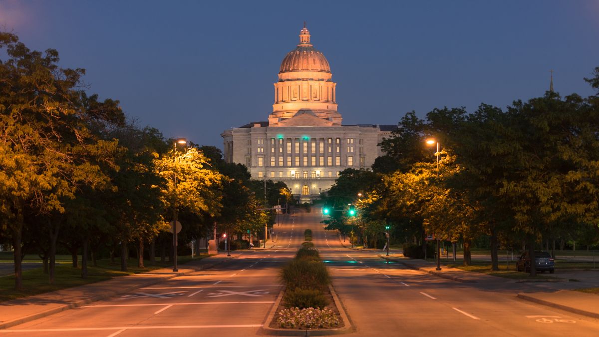 Missouri capitol dome is lit at night