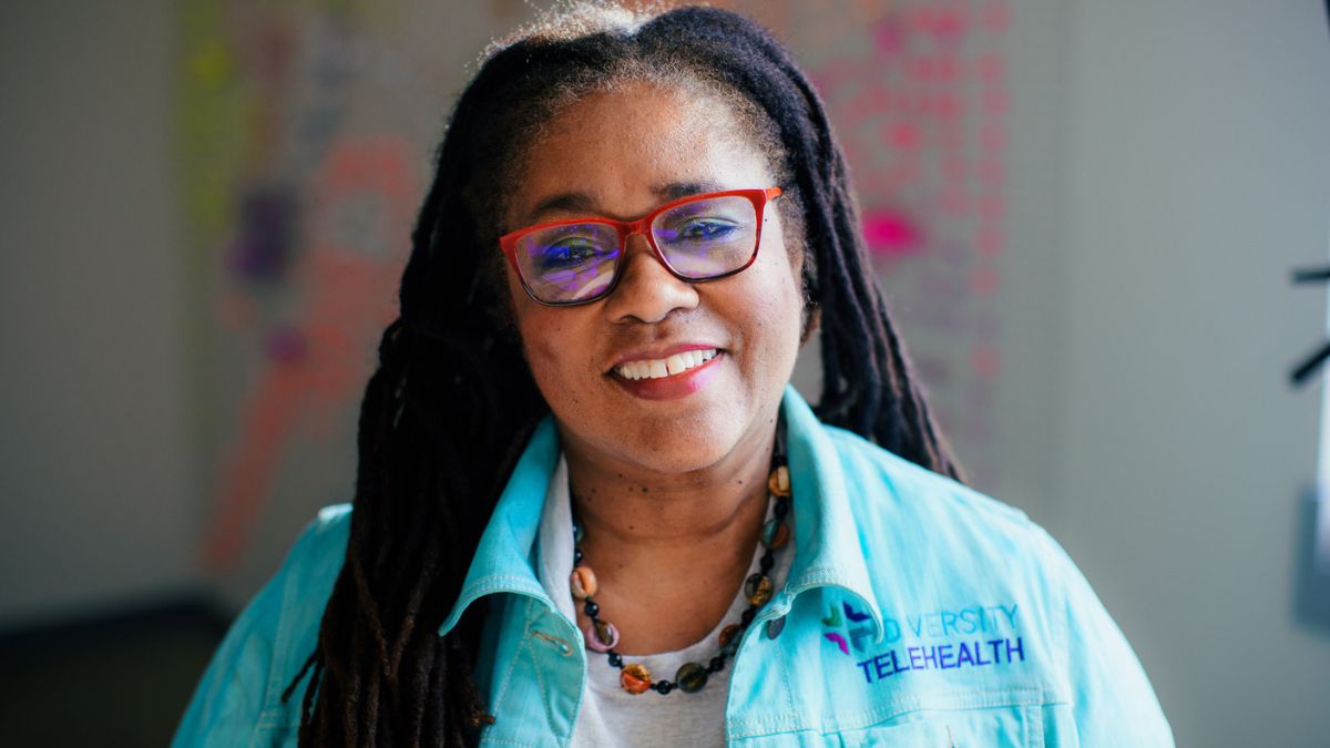 A portrait of Shelley Cooper