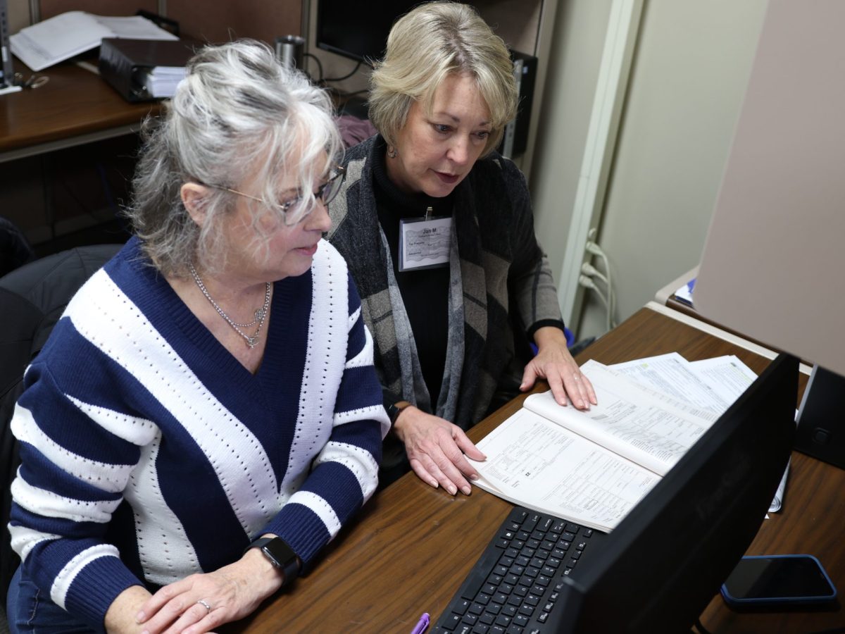 Volunteers at United Way of the Plains get trained to assist Wichitans with taxes. Kansas Social Security taxes could change.