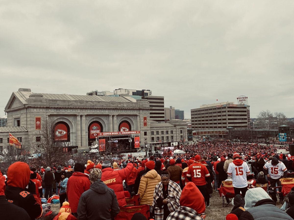 Kansas City Chiefs fans surround Union Station to welcome home Super Bowl winners.