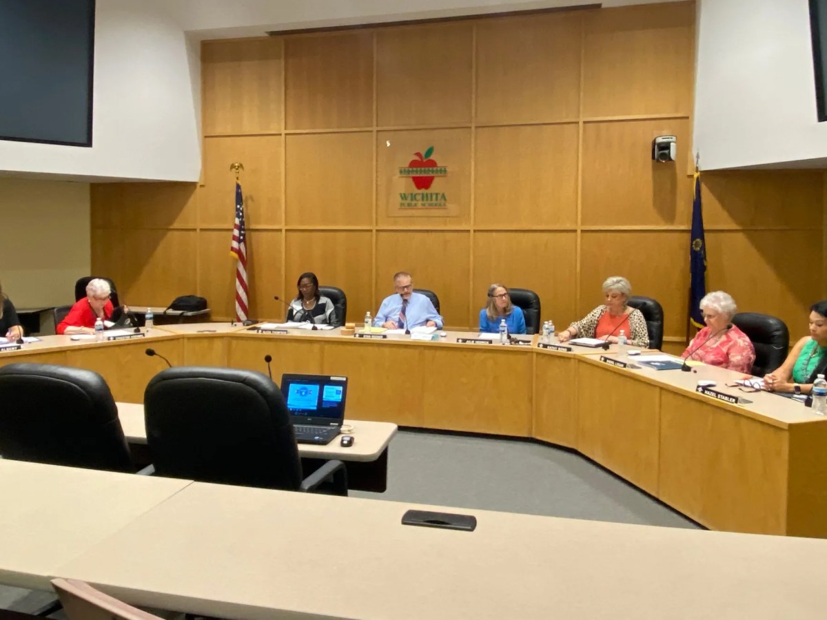 Wichita school board donations don't match mayoral candidates