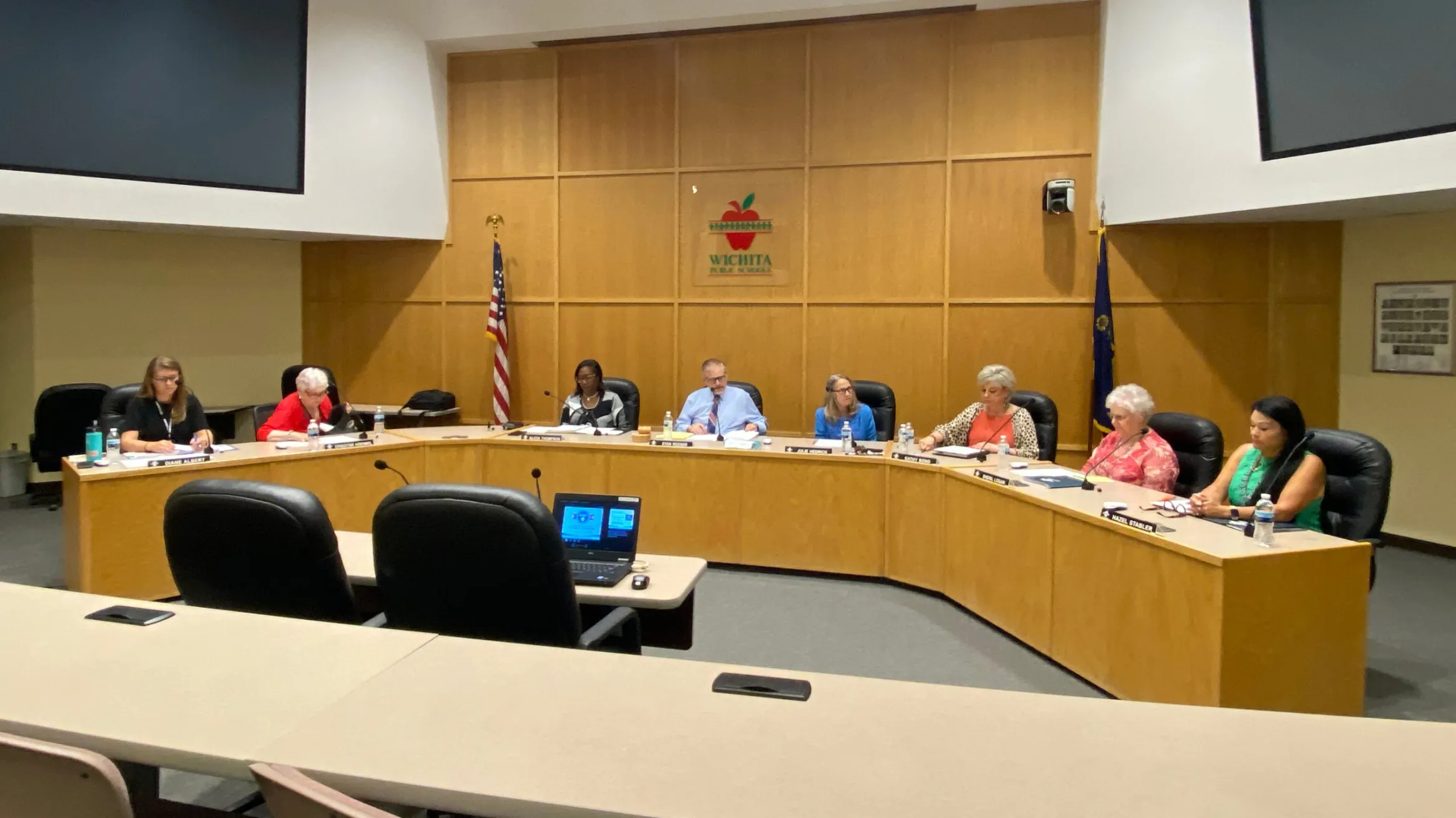 Wichita school board donations don't match mayoral candidates