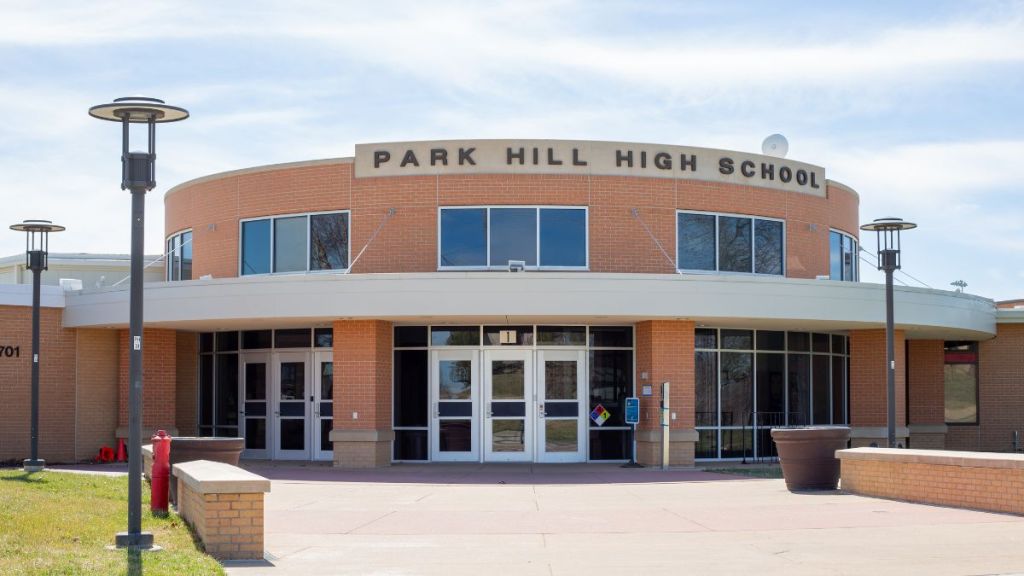 Screen time and learning outcomes take center stage at Park Hill board meeting