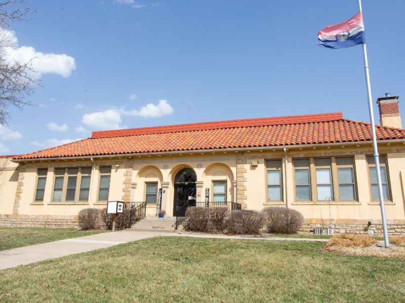 Endorsers see key differences among Lee’s Summit school board candidates