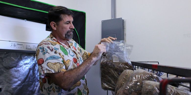 Travis Jones tours his culinary mushroom growing facility. Leaders of the Heartland Regional Food Business Coalition are figuring out how to move forward after the USDA cut funding for regional food business centers.