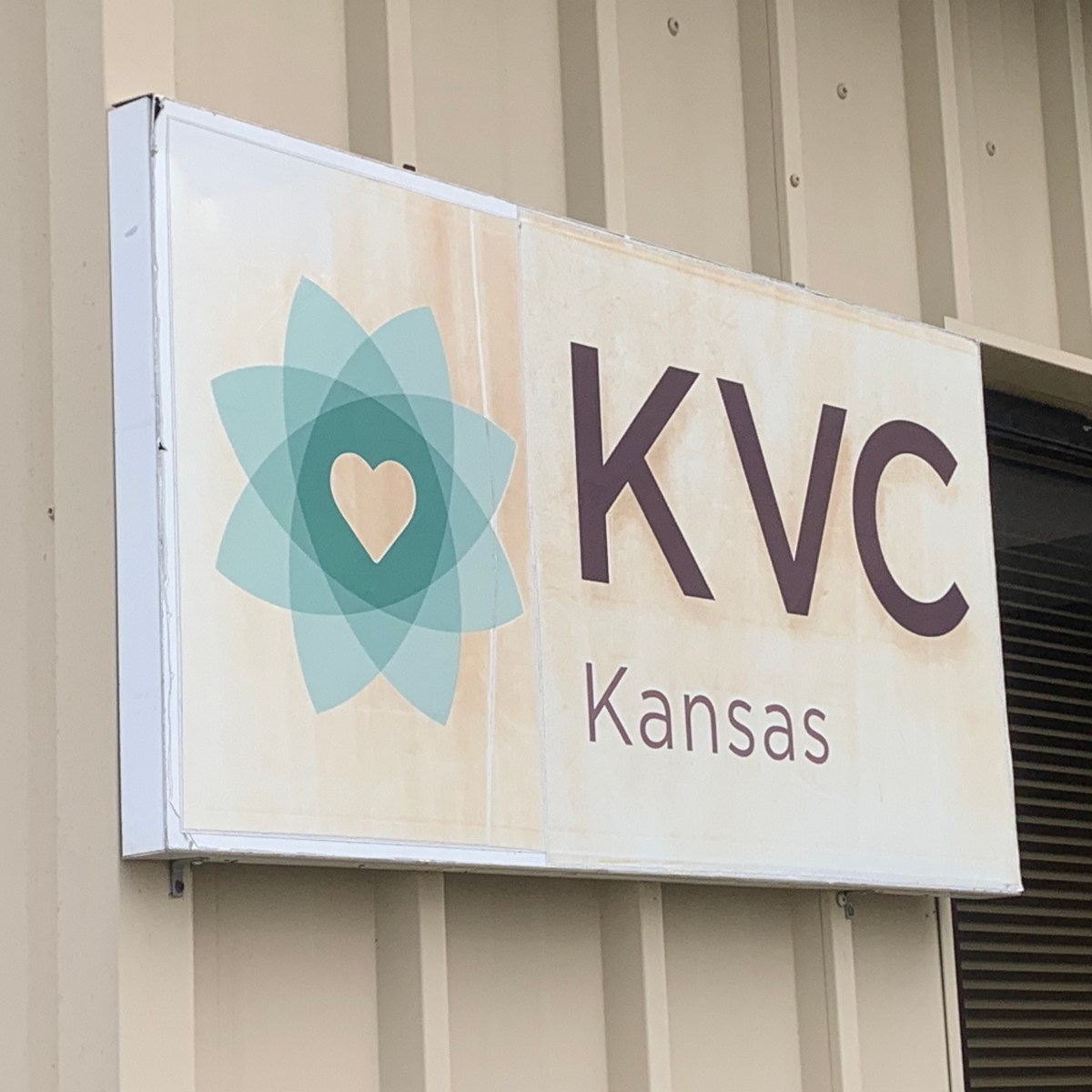 Kansas bill gives foster care agencies more protections from lawsuits — the same level as law enforcement