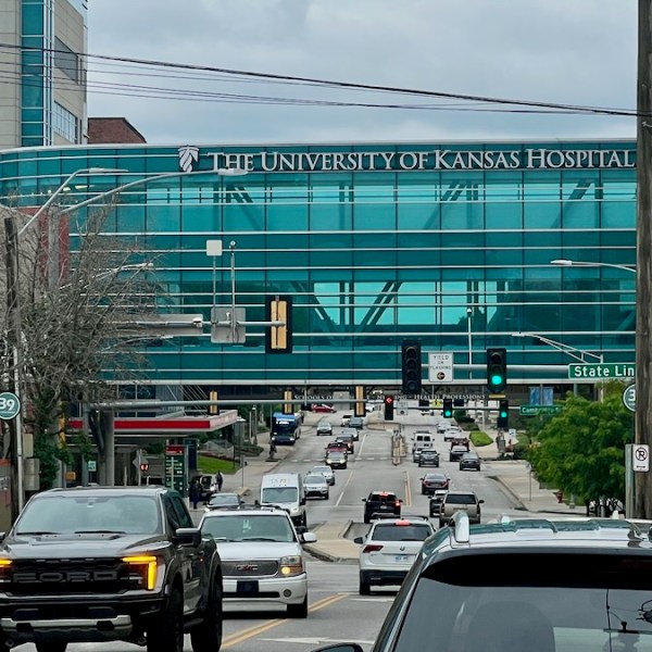 KU pharmacy techs narrowly lose union election, claim some votes weren’t counted