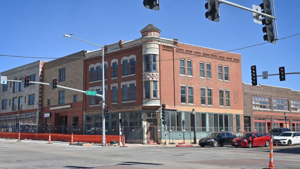The Jeserich building, located at Main Street and 31st Street